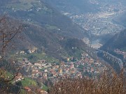 62 Vista su Ubiale e verso Zogno